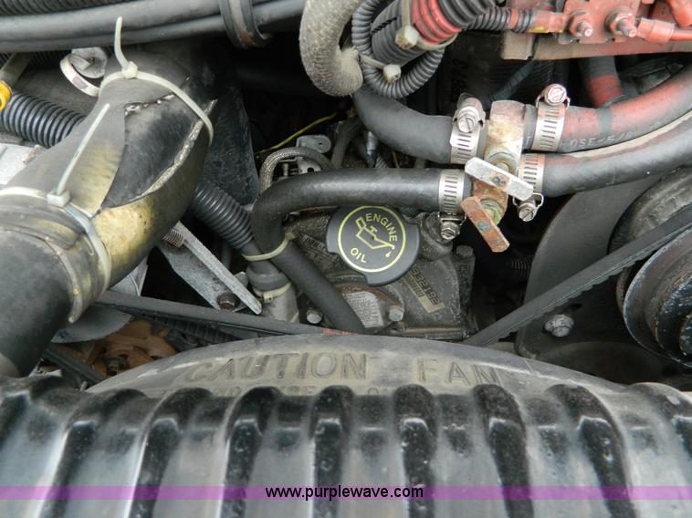 image for item D6086 1991 Ford Econoline E350 ambulance