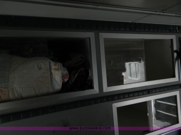 image for item D6086 1991 Ford Econoline E350 ambulance