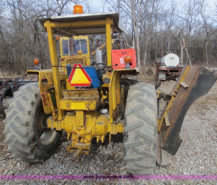 image for item F8135 1978 Ford Tiger Special 6600 tractor