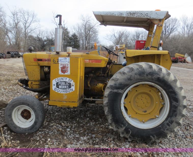 image for item F8135 1978 Ford Tiger Special 6600 tractor