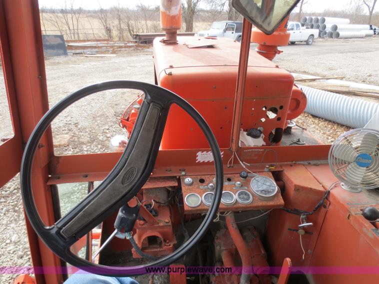 image for item F8136 1990 Broce Broom