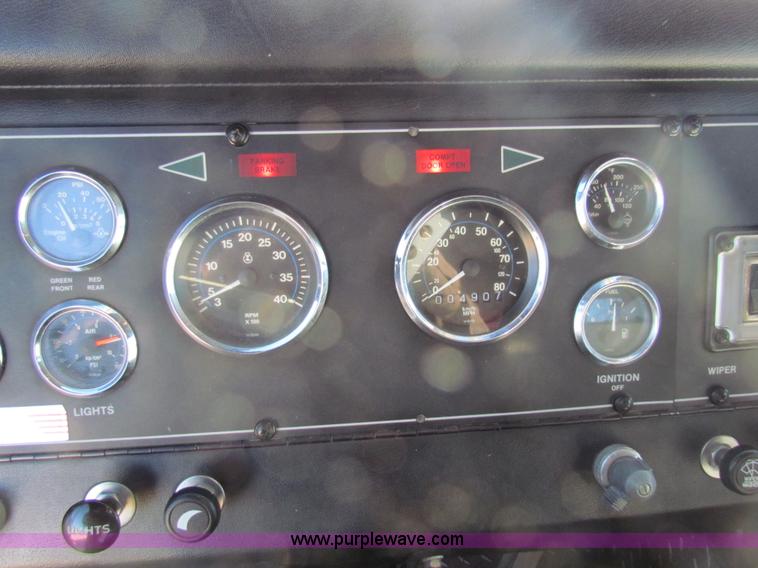 image for item G4498 1990 Pierce Smeal aerial fire truck