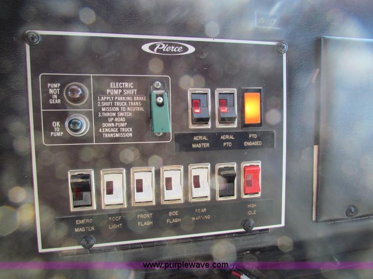 image for item G4498 1990 Pierce Smeal aerial fire truck