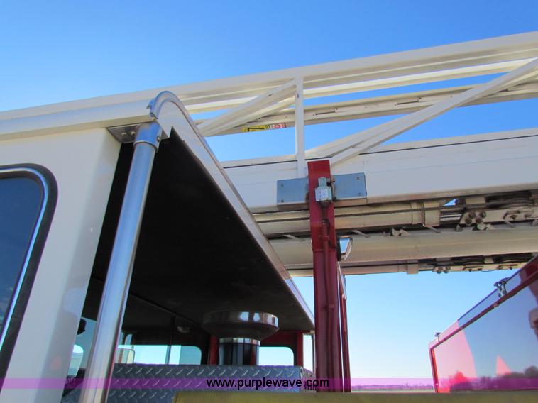 image for item G4498 1990 Pierce Smeal aerial fire truck