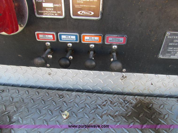 image for item G4498 1990 Pierce Smeal aerial fire truck