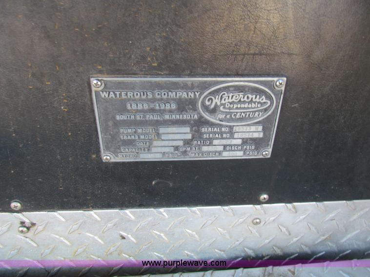 image for item G4498 1990 Pierce Smeal aerial fire truck