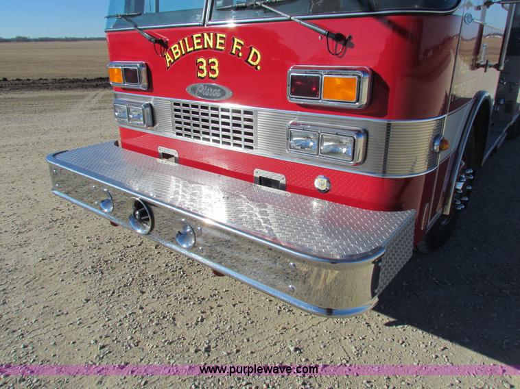 image for item G4498 1990 Pierce Smeal aerial fire truck