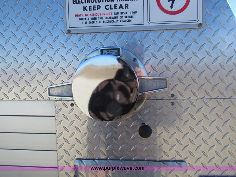 image for item G4498 1990 Pierce Smeal aerial fire truck