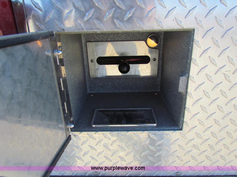 image for item G4498 1990 Pierce Smeal aerial fire truck