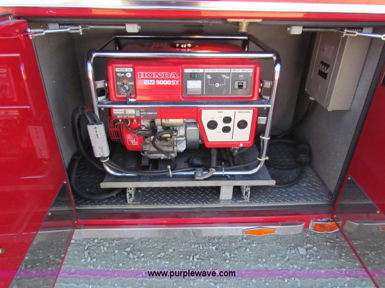 image for item G4498 1990 Pierce Smeal aerial fire truck