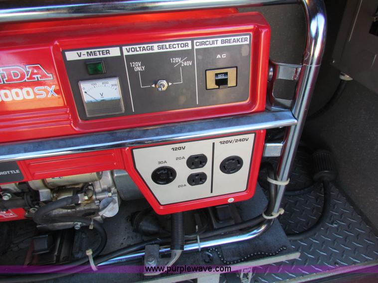 image for item G4498 1990 Pierce Smeal aerial fire truck