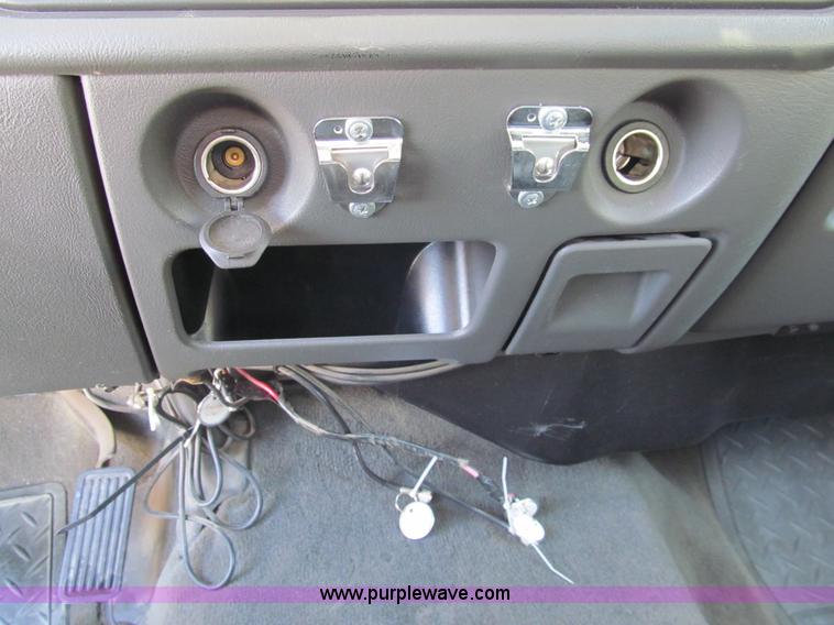 image for item G9534 2005 GMC Sierra 1500 Ext. Cab Z71 pickup truck