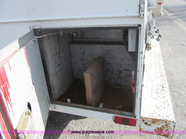 image for item G9586 1992 Chevrolet 2500 utility truck