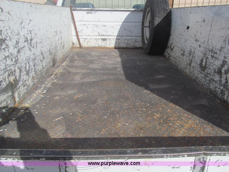 image for item G9586 1992 Chevrolet 2500 utility truck