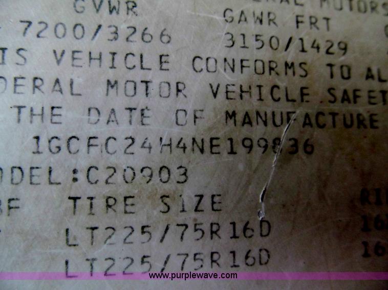 image for item G9586 1992 Chevrolet 2500 utility truck