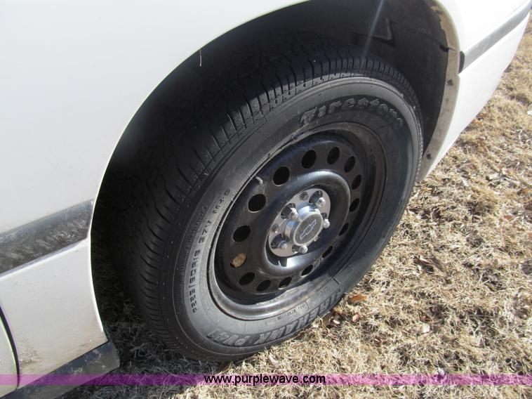 image for item G9587 2005 Chevrolet Impala