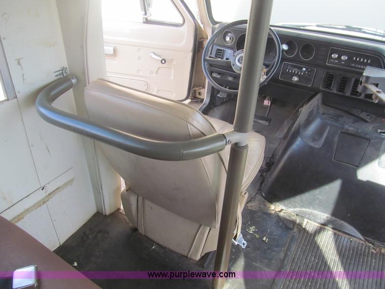 image for item G9588 1983 Dodge B350 transit vehicle
