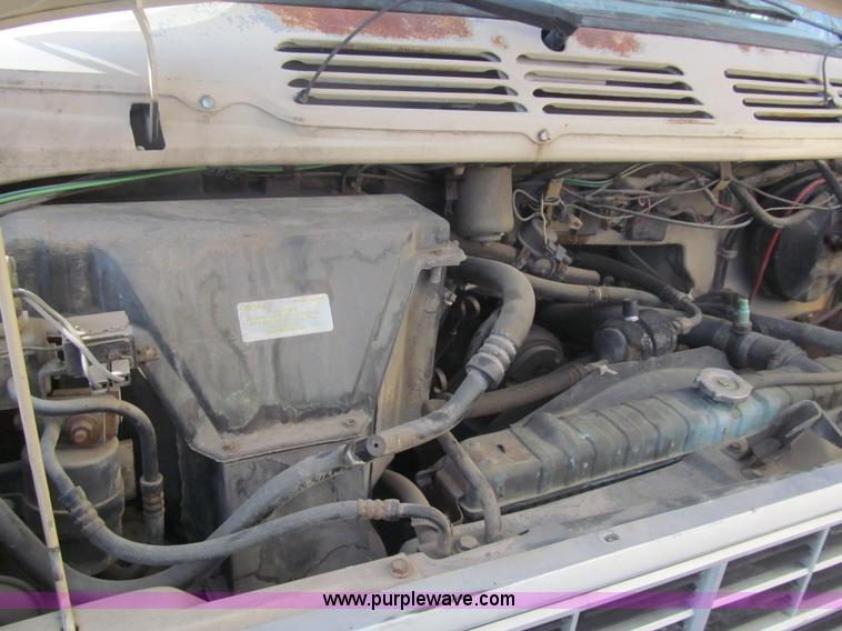 image for item G9588 1983 Dodge B350 transit vehicle