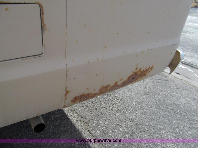 image for item G9588 1983 Dodge B350 transit vehicle