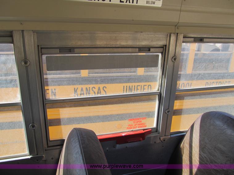 image for item G9590 1997 Ford B800 Blue Bird school bus