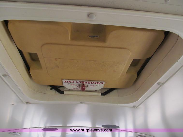 image for item G9590 1997 Ford B800 Blue Bird school bus