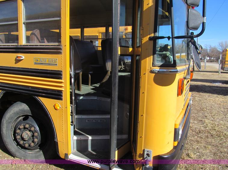 image for item G9591 1992 Blue Bird TC2000 school bus