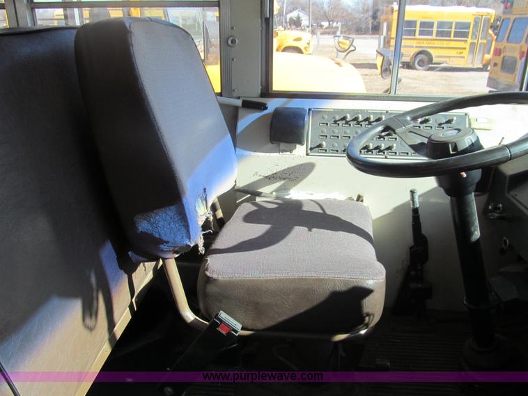 image for item G9591 1992 Blue Bird TC2000 school bus