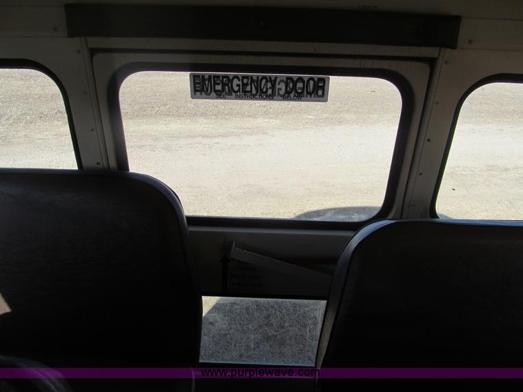 image for item G9591 1992 Blue Bird TC2000 school bus