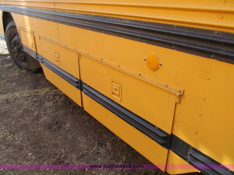 image for item G9591 1992 Blue Bird TC2000 school bus