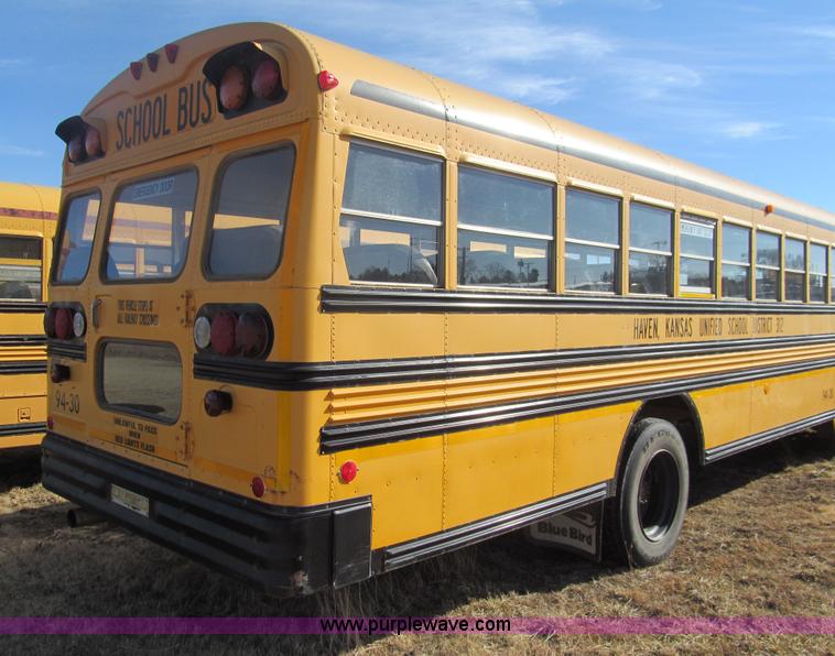 image for item G9592 1994 Chevrolet B7 school bus