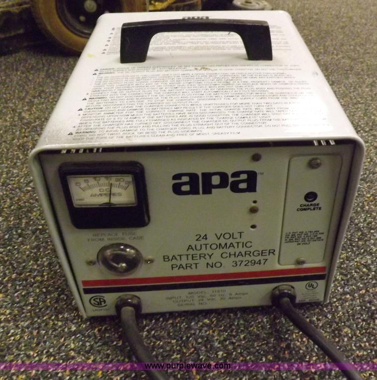 image for item I9176 Advance Machine Company 324000 Convertamatic 200LX auto scrubber