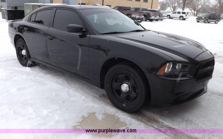 image for item I9177 2011 Dodge Charger Police