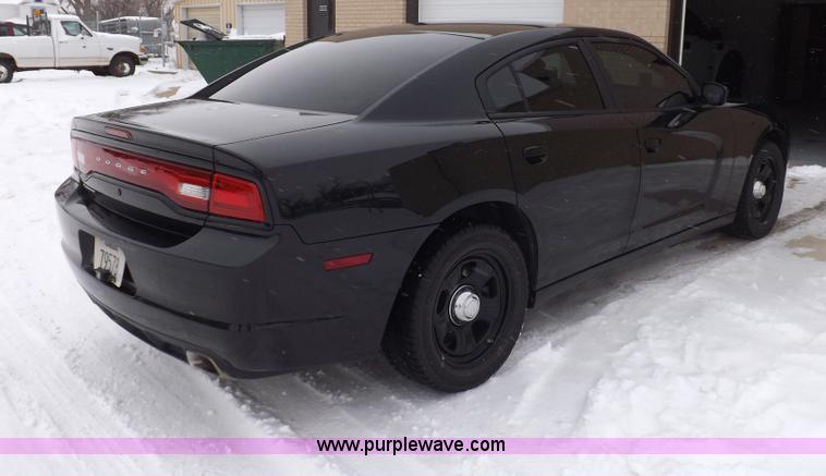 image for item I9177 2011 Dodge Charger Police