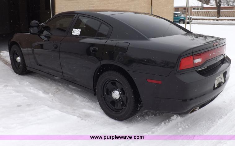 image for item I9177 2011 Dodge Charger Police