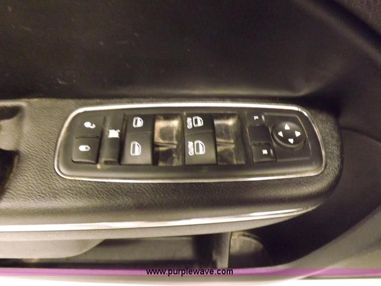 image for item I9177 2011 Dodge Charger Police