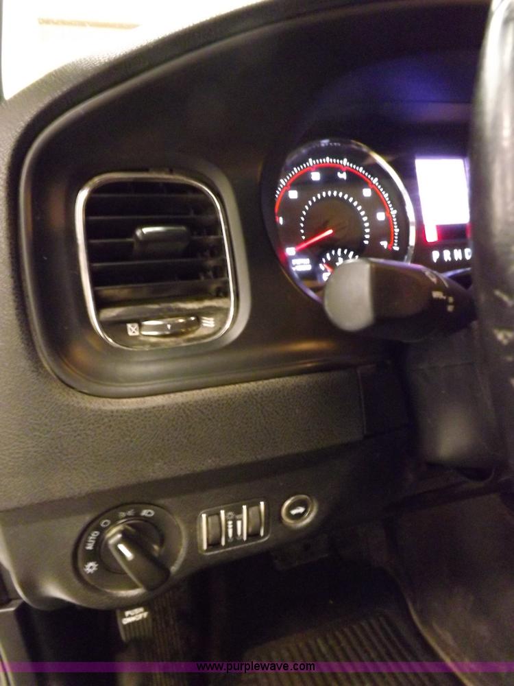 image for item I9177 2011 Dodge Charger Police