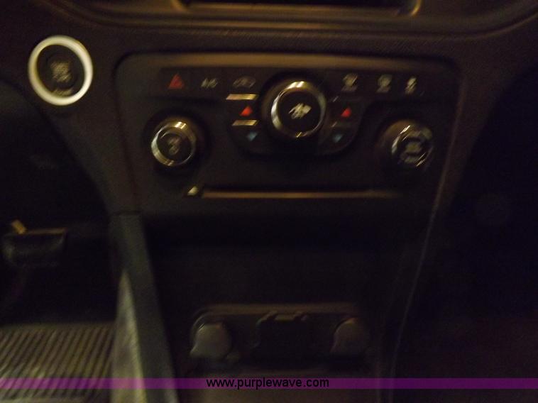 image for item I9177 2011 Dodge Charger Police