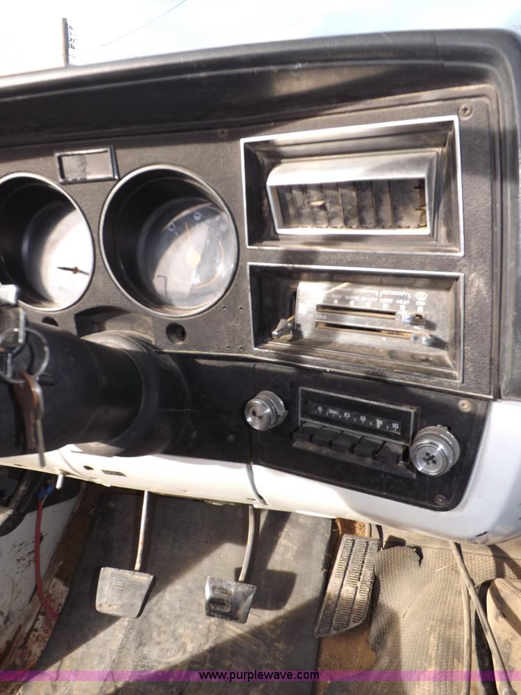 image for item I9193 1988 Chevrolet Custom Deluxe R30 flatbed truck