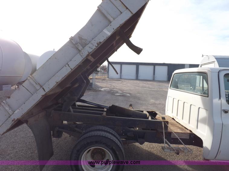 image for item I9193 1988 Chevrolet Custom Deluxe R30 flatbed truck