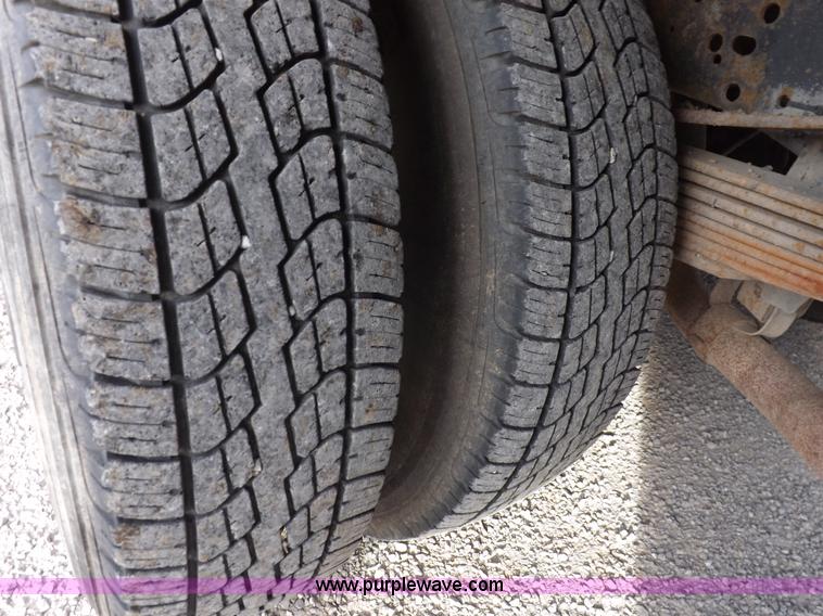 image for item I9193 1988 Chevrolet Custom Deluxe R30 flatbed truck