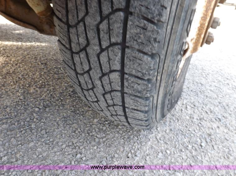 image for item I9193 1988 Chevrolet Custom Deluxe R30 flatbed truck