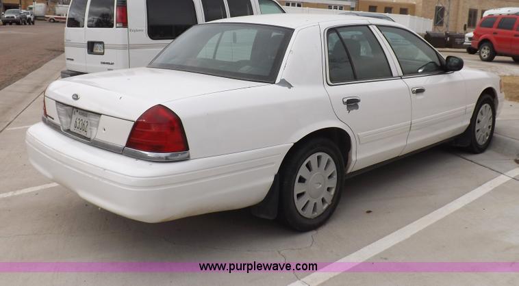 image for item I9204 2006 Ford Crown Victoria Police Interceptor