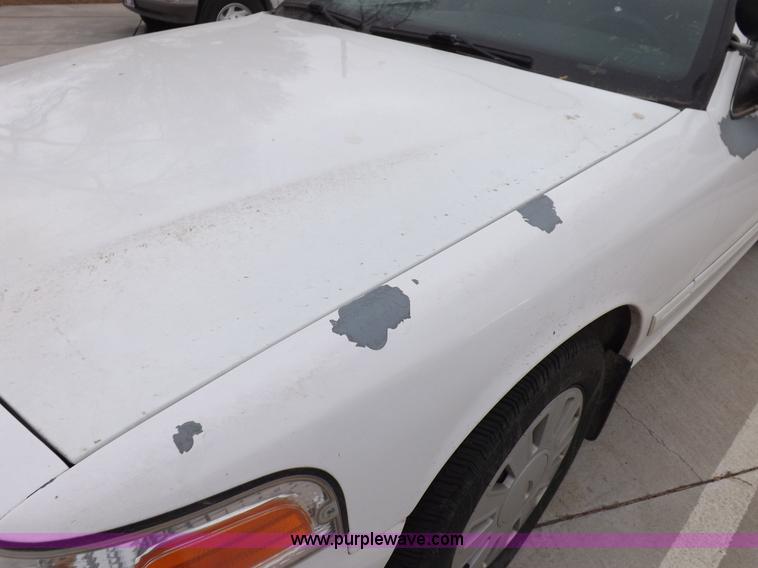 image for item I9204 2006 Ford Crown Victoria Police Interceptor