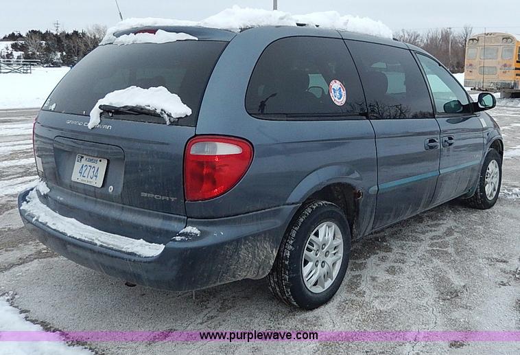 image for item I9409 2001 Dodge Grand Caravan Sport van
