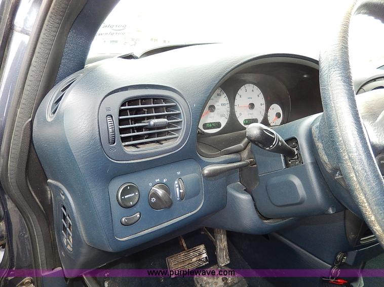 image for item I9409 2001 Dodge Grand Caravan Sport van