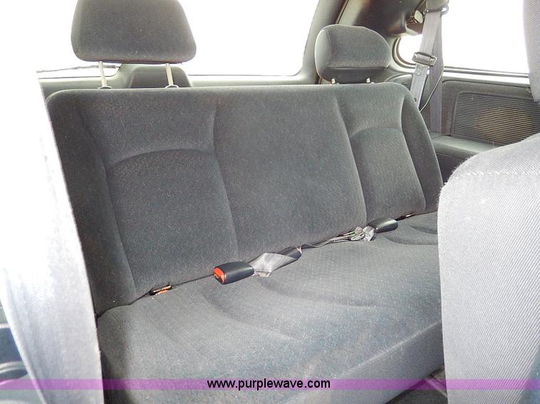 image for item I9409 2001 Dodge Grand Caravan Sport van