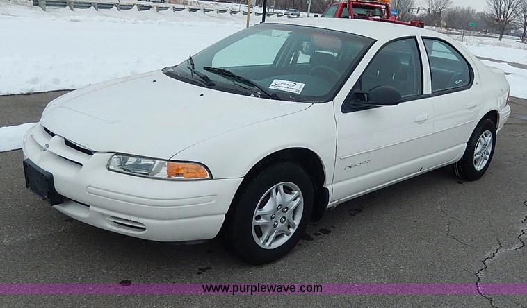image for item I9429 2000 Dodge Stratus SE