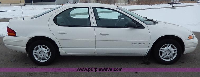 image for item I9429 2000 Dodge Stratus SE