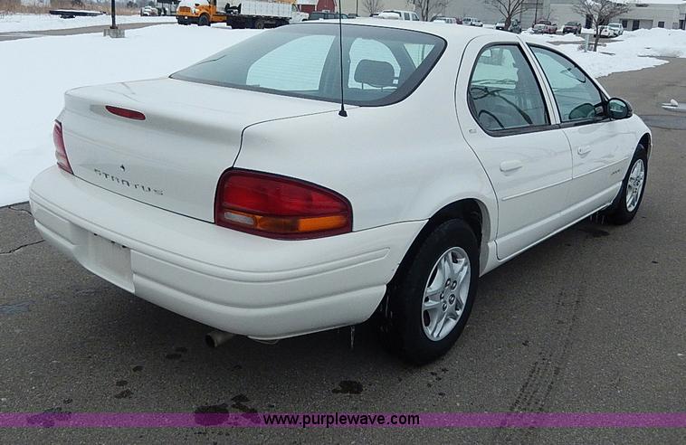 image for item I9429 2000 Dodge Stratus SE