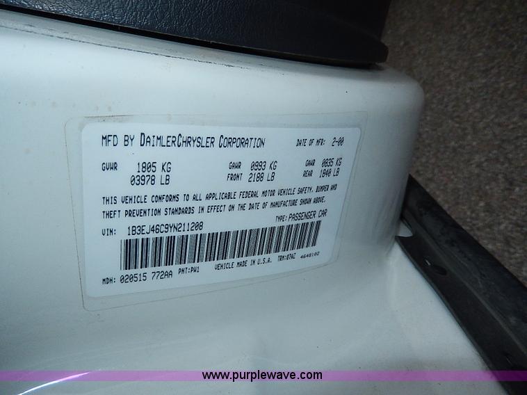 image for item I9429 2000 Dodge Stratus SE